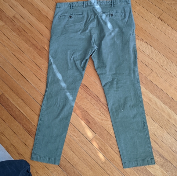 Gap Men's Olive Green Chinos 38x30 🌴 - Picture 1 of 7